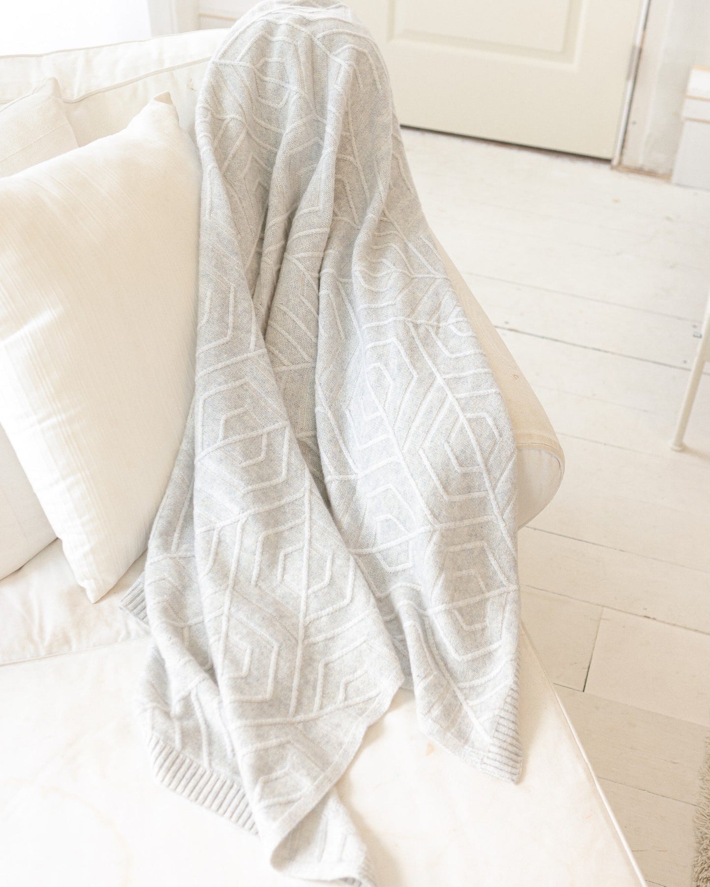 Alashan Cashmere Throw - Sea Salt&Ash