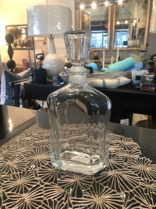 ONE DECANTER 1