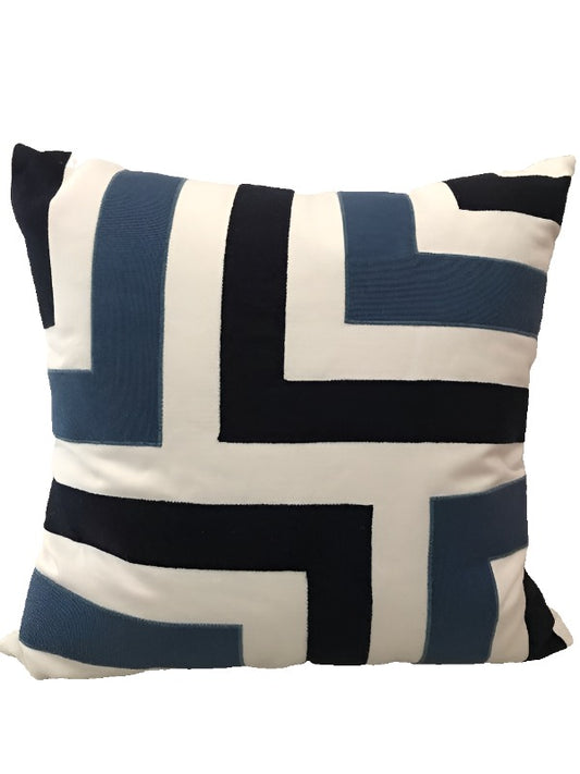 V Marie 24  Pillow Navy Combo