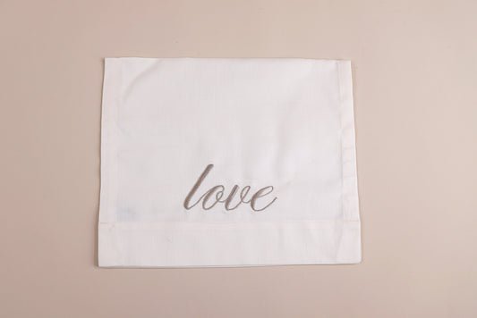 Hya “Love” Linen Towel Gold