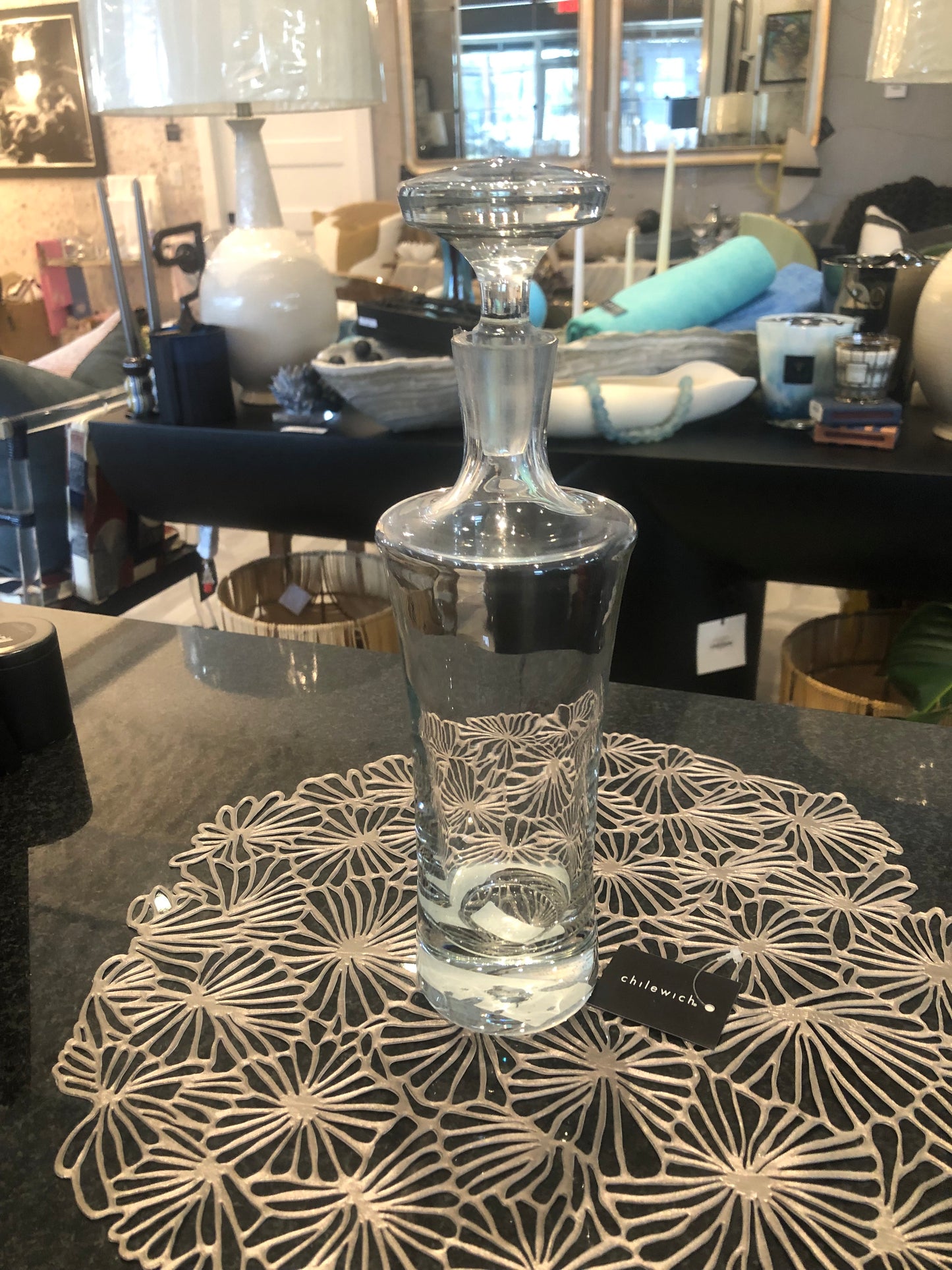 ONE DECANTER 2